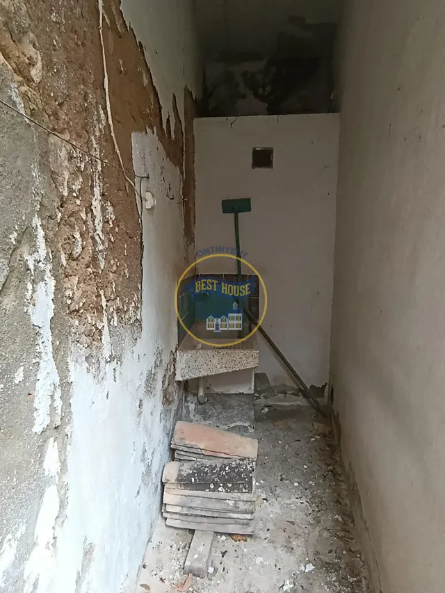 Oportunidad amplia casa de pueblo en Montesa para reformar a tu gusto — 24