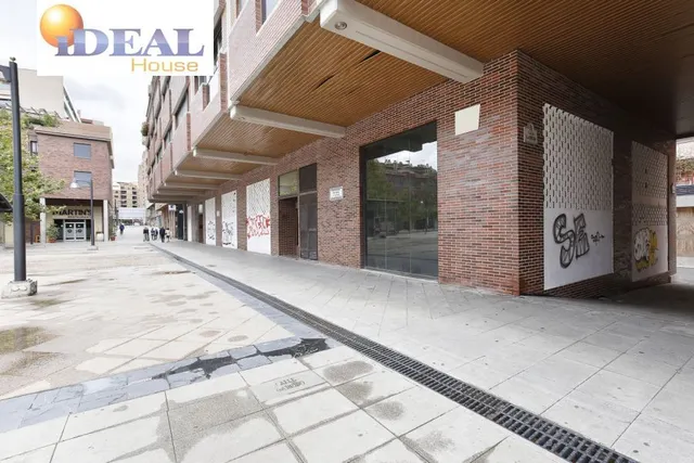 Oportunidad de inversión en local comercial al lado de Constitución. — 3