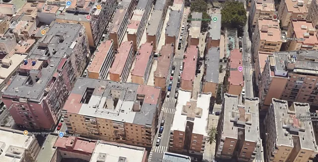 Piso en Almería Centro: Oportunidad sin posesión - 55 m² — 3