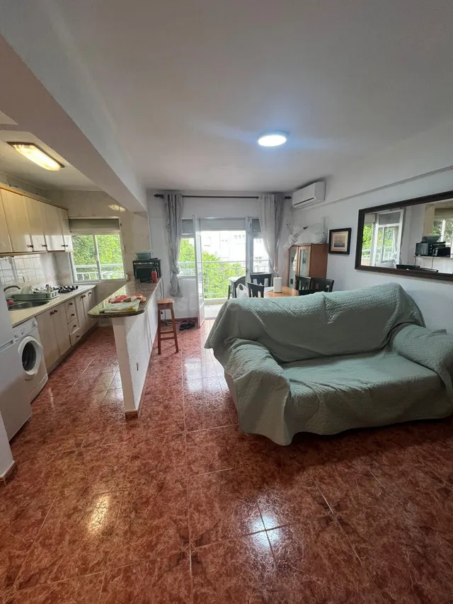 Piso en el Zapillo para temporada escolar - foto 4