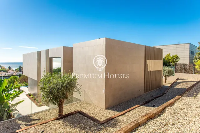 Espectacular y lujosa casa en venta en Teià — 7