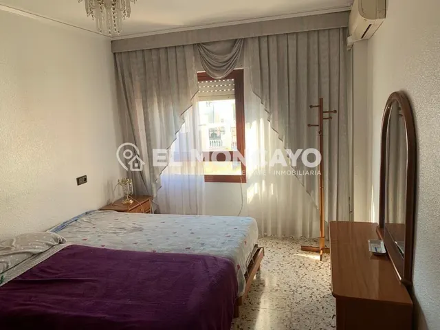 Fantástico apartamento con cuatro dormitorios en el centro de Catral, Alicante, Costa Blanca — 27
