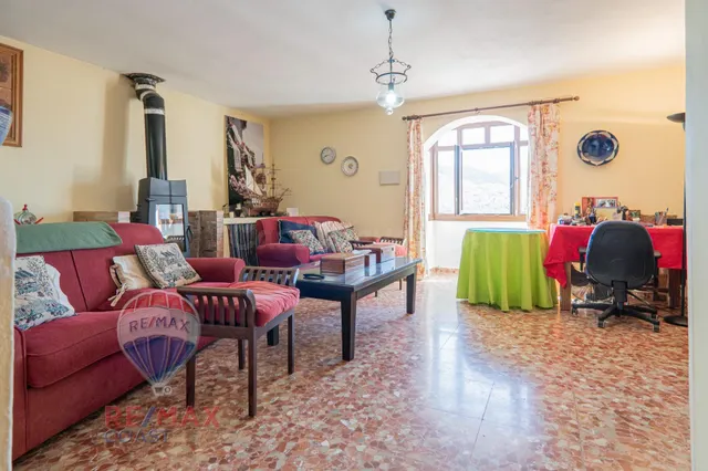 CASA CON ENCANTO EN JUBRIQUE - foto 4