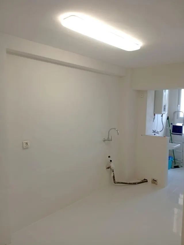 Amplio y luminoso piso de 3 dormitorio con impresionantes vistas al mar en la Carihuela, Torremolinos — 38