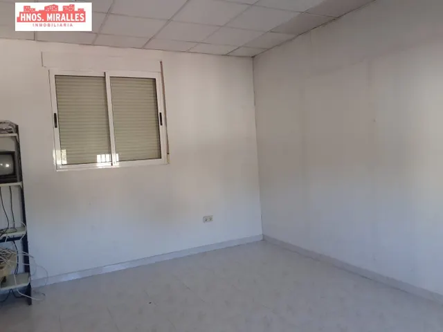 GASOLINERA CON PARCELA, CASA  RESTAURANTE EN MONFORTE DEL CID — 24