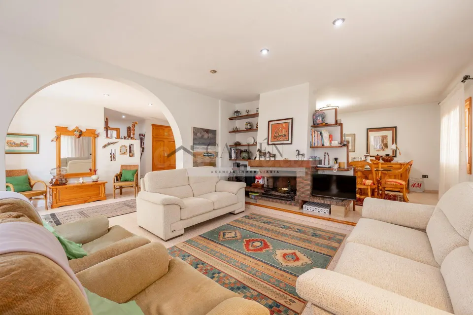 Impresionante Vivienda en Urbanización Las Palmas, Benicasim