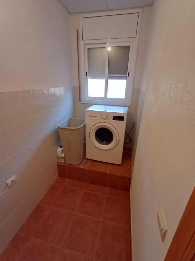 Amplia y Elegante Propiedad de Diseño en Venta por 249.000 € — 12