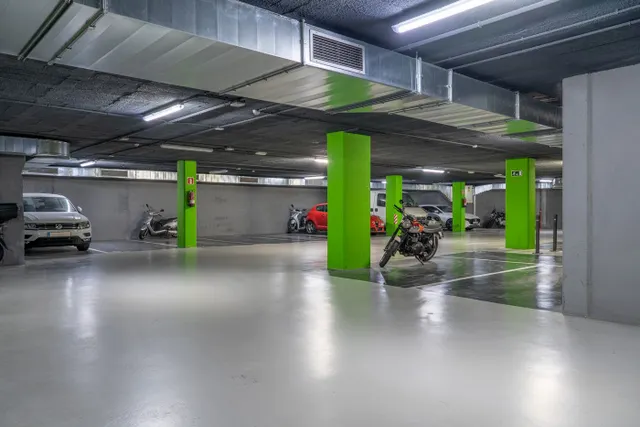Parking en alquiler - Eixample — 14