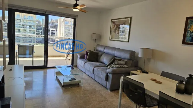 PAU 5 de Playa de San Juan con piscina, garaje y trastero — 3