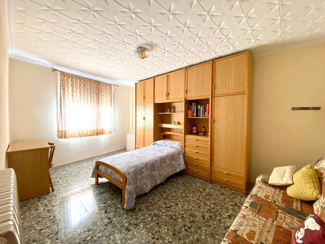 Casa unifamiliar en planta única con amplios espacios y gran terraza — 14