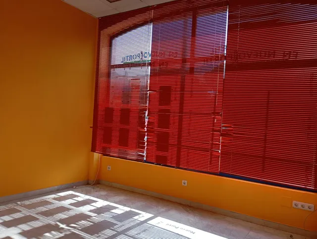ALQUILER LOCAL EL PORTIL — 8