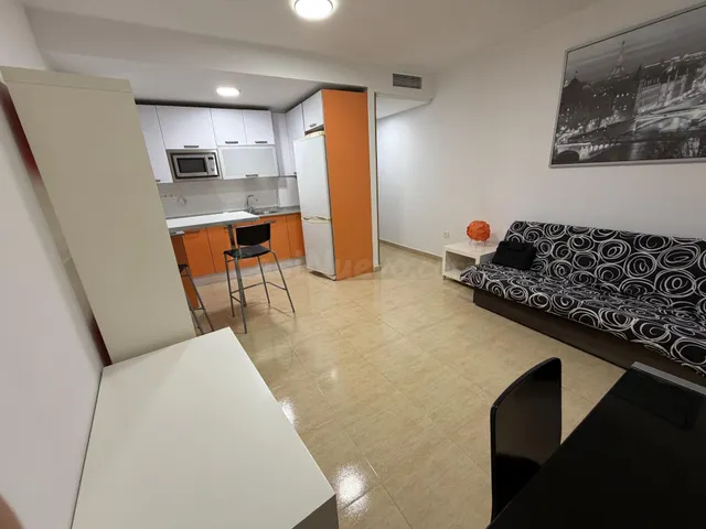 PISO EN JUAN DE BORBON - foto 3