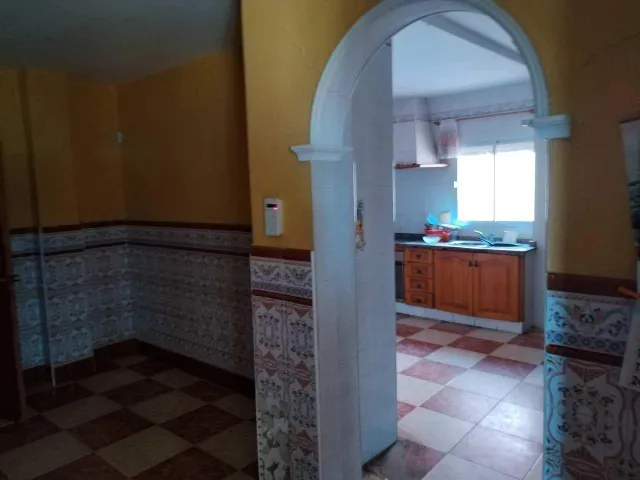 ESPACIOSA CASA UNIFAMILIAR EN LA BAJADILLA — 6