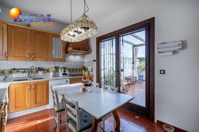 CASA SINGULAR EN ALBAICÍN JUNTO A PUERTA DE ELVIRA — 17
