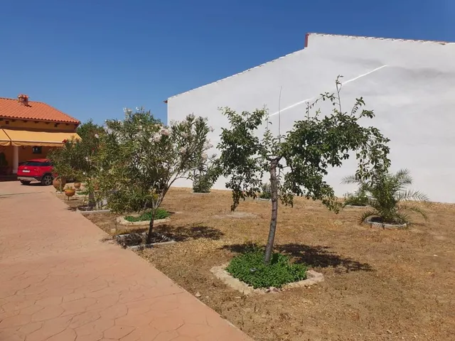 Chalet independiente en Agudo. — 14