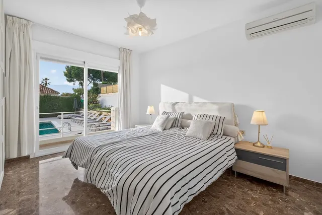 Chalet 4 habitaciones 273m² en venta - Marbella — 32