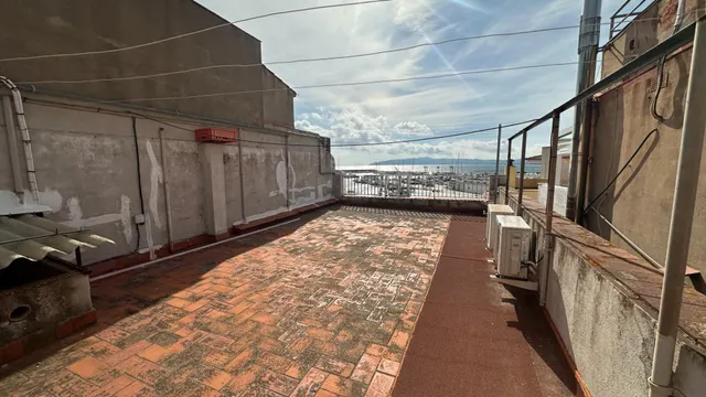 HOSTAL EN 1º LINEA DE MAR — 40