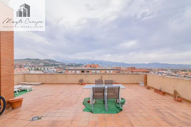 Exclusivo atico en residencial gran parque  en venta de 4 dormitorios en el barrio albayda — 41