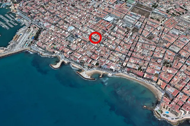 Apartamento moderno (desde 2024 - 148 m2 - 1.ª planta) en Alegria XVIII con piscina interior, sauna y gimnasio, en pleno centro de la ciudad, ¡a tan solo 300 m de Piscinas Naturales/Playa del Cura! — 50