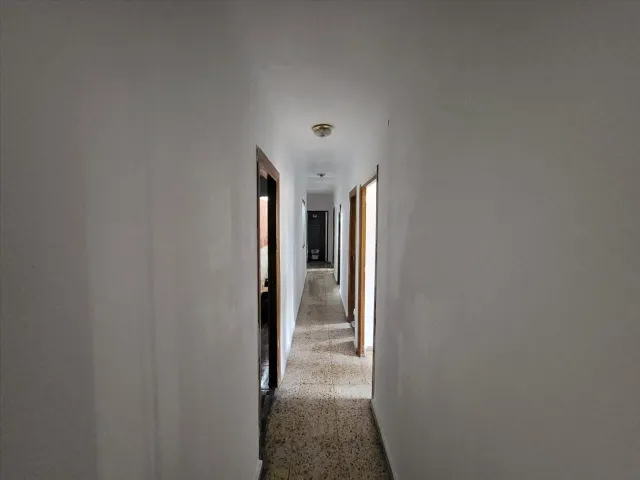 ¡Oportunidad Única en Alguazas! Piso Espacioso para Reformar — 13