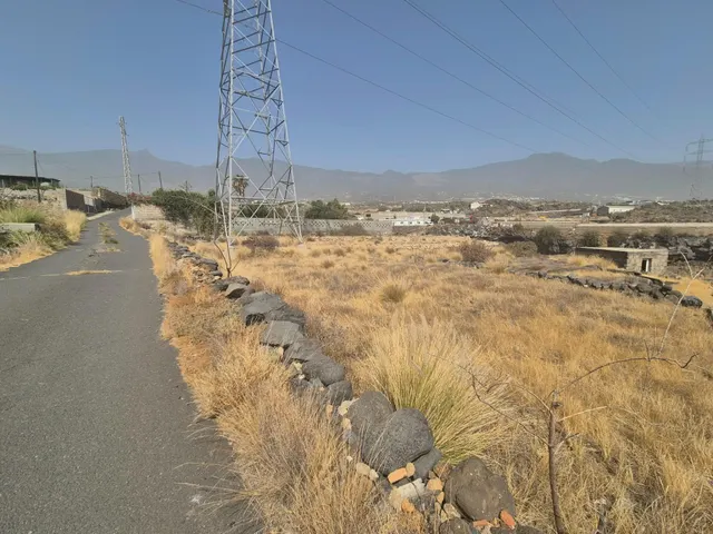TERRENO ARAFO — 9