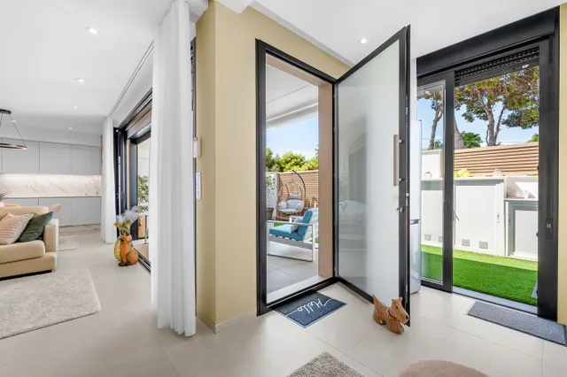 APARTAMENTO DE 3 DORMITORIOS Y 2 BAÑOS EN SAN PEDRO DEL PINATAR (MURCIA) — 11