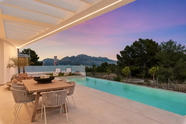 VILLAS DE OBRA NUEVA EN POLOP — 44