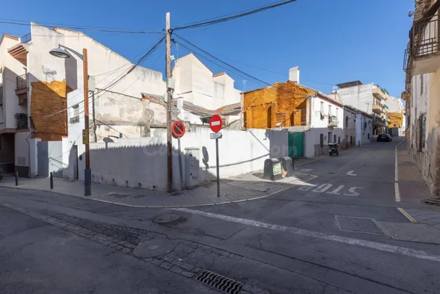 Parcela en Venta con Alto Potencial de Edificación en Peligr