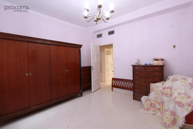 Vivienda con amplia terraza y grandes posibilidades en Los Remedios — 20