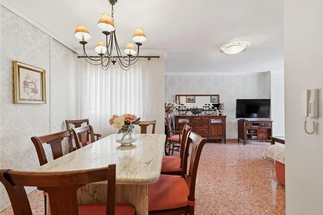 Ático de 141 m2 con espectacular terraza, garaje y trastero en Benifaió — 10