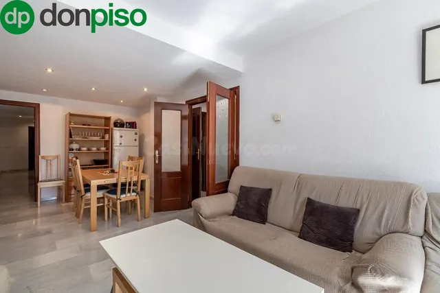 ¡¡Fantástico piso de 7 habitaciones en Bola de Oro!! — 4