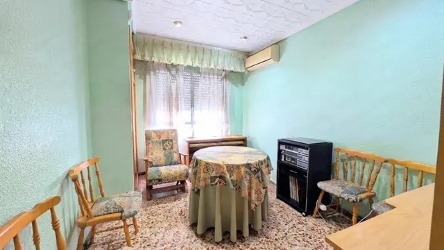 ¡GRAN VIVIENDA DE ESQUINA, 150 M2, 4 DORMITORIOS DOBLES, TOTALMENTE EXTERIOR, EN ZONA POETA MIGUEL HERNANDEZ! — 12
