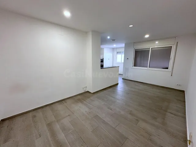 Amplia y Moderna Planta Baja Reformada en Marianao, Sant Boi de Llobregat — 4