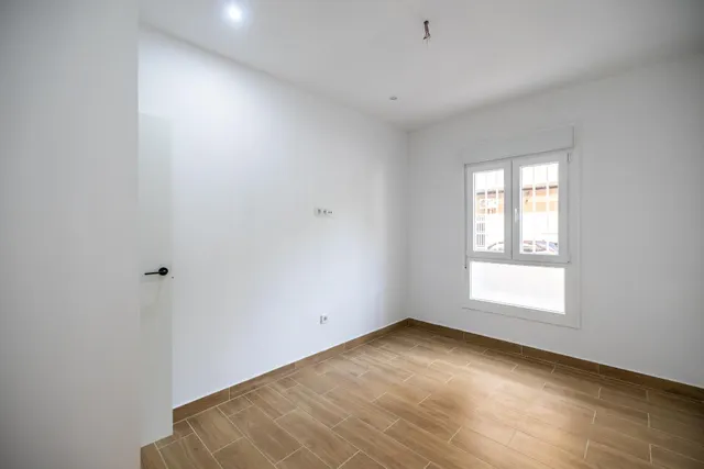 Apartamento en planta baja en Torrevieja centro — 6