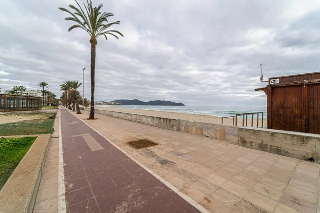 Cala millor local comercial en segunda linea de mar de 67m2 — 12