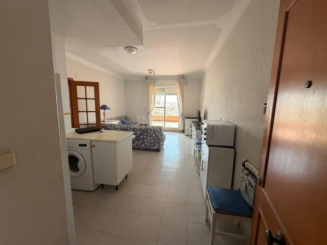 Ático con terraza, Alicante, Torrevieja. 2 habitaciones, 82 m2, 1 kilómetro del mar — 5