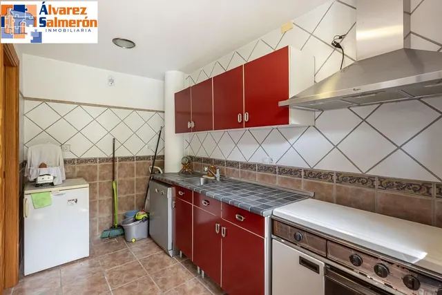 CHALET ADOSADO EN OGIJARES ( GRANADA) — 7