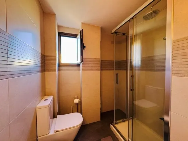 Espectacular Piso Reformado con Vistas al Mar en La Mata - ¡Tu Refugio Mediterráneo! — 12
