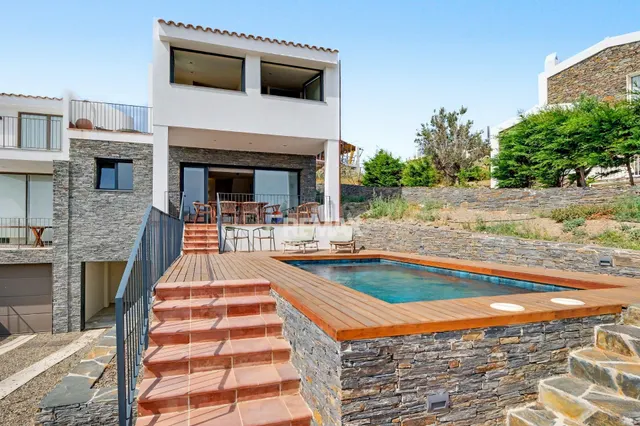 Exclusiva villa de lujo de reciente construcción con vistas  - foto 5