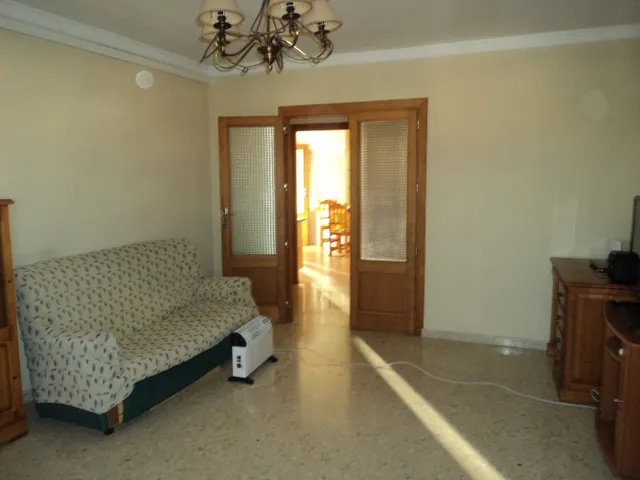 Piso para entrar a vivir en pleno centro de la Roda. — 21