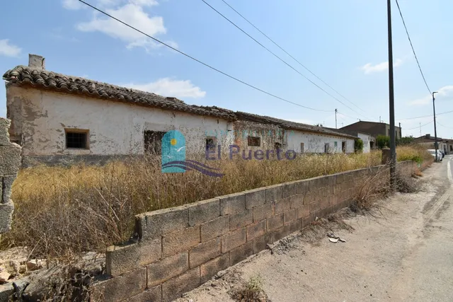SOLAR URBANO CON EDIFICACIONES EN RUINA EN LA PINILLA - REF  - foto 5