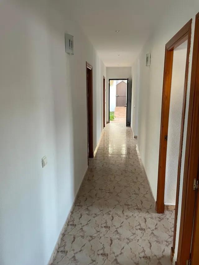 VENTA DE CHALET SEGREGADO EN LA DEHESILLA — 41