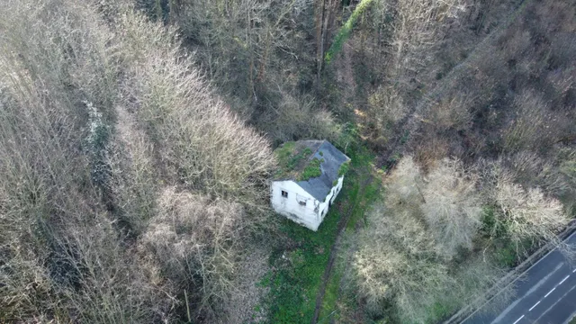Oportunidad real: casa con parcela para rehabilitar en Tineo — 23