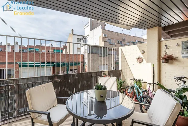 Totalmente reformado con gran terraza en Plaza de Toros — 2