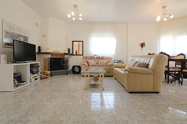 Exclusivo chalet independiente con licencia turística en Val - foto 5