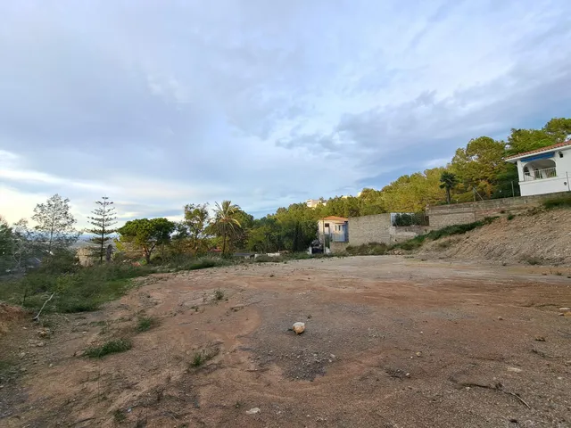 TERRENO URBANO EN VENTA — 7