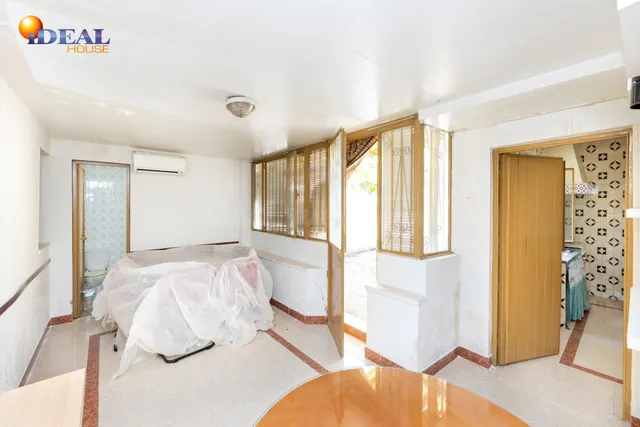 ¡CASA EN UNA SOLA PLANTA, CREA TU VIVIENDA IDEAL EN ALBOLOTE! Casa en una sola planta con patio, garaje y un gran potencial. — 4