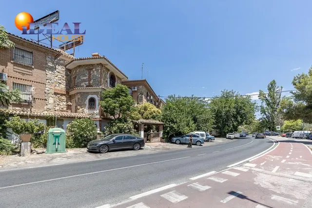 EN VENTA HOTEL Y RESTAURANTE LOS PINILLOS — 2
