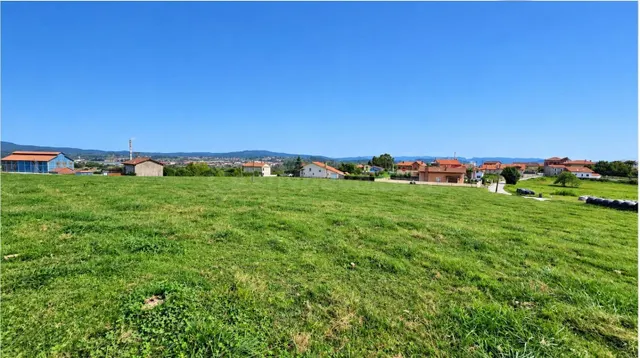 FINCA URBANIZABLE CON PROYECTO BÁSICO PARA CONSTRUCCIÓN DE VIVIENDA EN HINOJEDO — 4