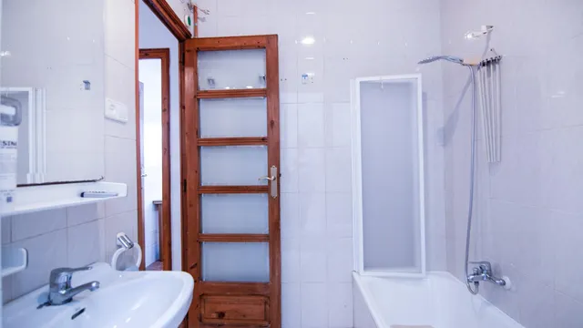 Amplio piso con 4D, 2 baños y gran terraza en Ruzafa, Valencia — 17